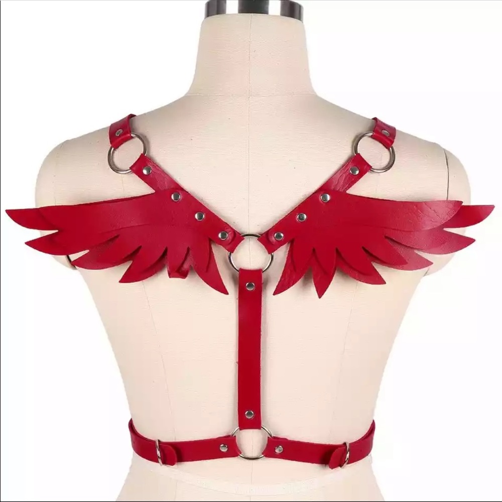 Red Leather Wings Harness Chest Suspenders - Picture 3 of 5